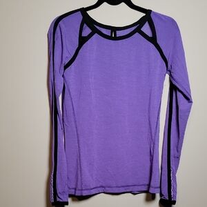Lululemon Run: Team Spirit athletic purple cut out T-Shirt.  Size 4.  EUC.